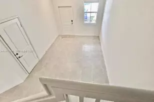 12517 NW 23rd Pl, Miami, FL 33167 - Photo 12