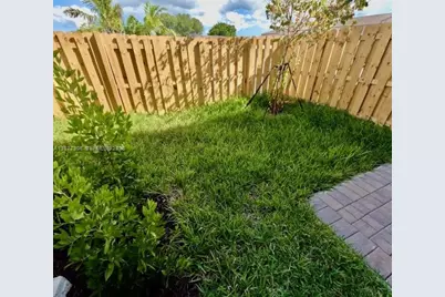 12517 NW 23rd Pl, Miami, FL 33167 - Photo 28