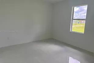 2044 N Crawford Ave N, Lehigh Acres, FL 33971 - Photo 6