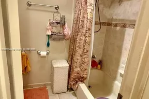 7174 W 2nd Ln, Hialeah, FL 33014 - Photo 10