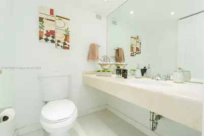 6770 Indian Creek Dr #15T, Miami Beach, FL 33141 - Photo 16
