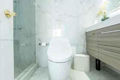 6770 Indian Creek Dr #15T, Miami Beach, FL 33141 - Photo 12