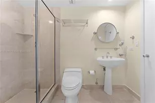 848 Brickell Key Dr, Miami, FL 33131 - Photo 28