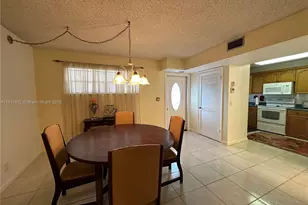 8901 E Hollybrook Blvd, Pembroke Pines, FL 33025 - Photo 10