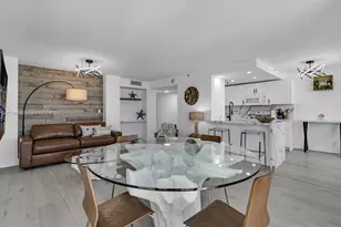 2555 Collins Ave, Miami Beach, FL 33140 - Photo 18