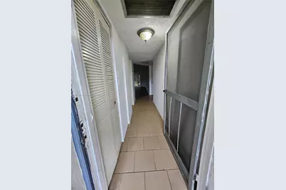 7820 S Colony Cir S #102, Tamarac, FL 33321 - Photo 2