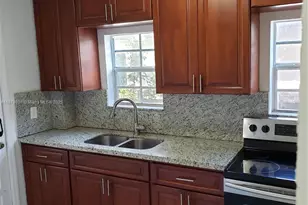 6912 NE 5th Ave, Miami, FL 33138 - Photo 4