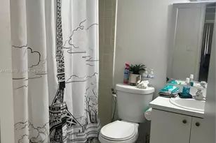 17901 NW 68th Ave, Hialeah, FL 33015 - Photo 16