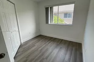 5725 NW 114th Path, Doral, FL 33178 - Photo 12