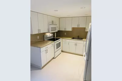 16500 Golf Club Rd #101, Weston, FL 33326 - Photo 14