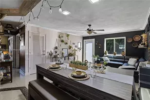 405 SW 73rd Ave, North Lauderdale, FL 33068 - Photo 10