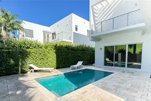 10050 NW 74th Terrace, Doral, FL 33178 - Photo 10