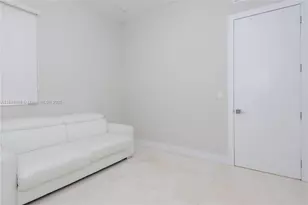 10050 NW 74th Terrace, Doral, FL 33178 - Photo 24