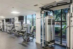 540 Brickell Key Dr, Miami, FL 33131 - Photo 6