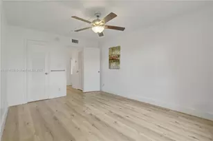 9041 Sunrise Lakes Blvd, Sunrise, FL 33322 - Photo 6