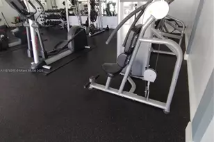 3625 N Country Club Dr, Aventura, FL 33180 - Photo 18