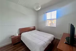 11389 NW 87th Ln, Doral, FL 33178 - Photo 16