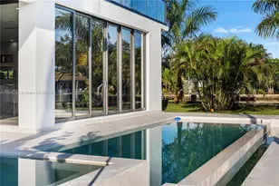 2033 NE 22nd St, Wilton Manors, FL 33305 - Photo 42