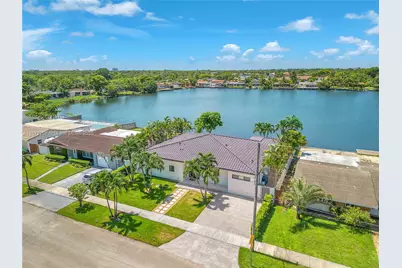 21100 NE 25th Ct, Miami, FL 33180 - Photo 8