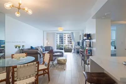 770 Claughton Island Dr #609, Miami, FL 33131 - Photo 4
