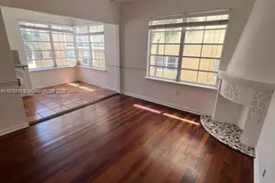 610 8th St, Miami Beach, FL 33139 - Photo 1