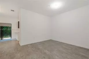 152 SW 185th Way, Pembroke Pines, FL 33029 - Photo 6