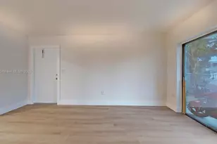 567 SW 3rd St, Miami, FL 33130 - Photo 4