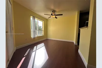 2627 NW 33rd St #2209, Oakland Park, FL 33309 - Photo 10