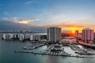 7601 E Treasure Dr, North Bay Village, FL 33141 - Photo 30