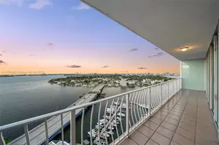 7601 E Treasure Dr, North Bay Village, FL 33141 - Photo 2