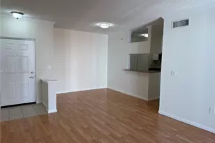 17150 N Bay Rd, Sunny Isles Beach, FL 33160 - Photo 2