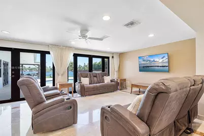 2531 NE 195th St, Aventura, FL 33180 - Photo 16