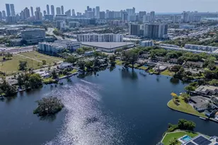 2531 NE 195th St, Aventura, FL 33180 - Photo 42