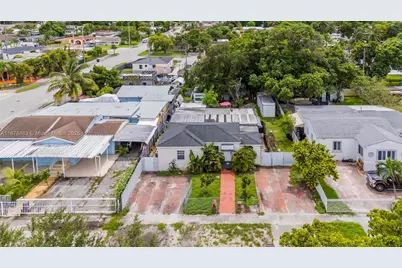 580 SE 2nd St, Hialeah, FL 33010 - Photo 28