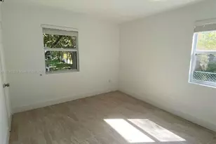 11 Sidonia, Coral Gables, FL 33134 - Photo 4