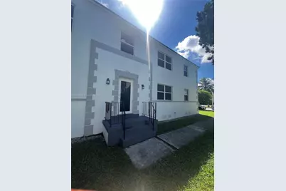 11 Sidonia #1, Coral Gables, FL 33134 - Photo 1
