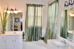 15601 SW 31st Ln, Miami, FL 33185 - Photo 10