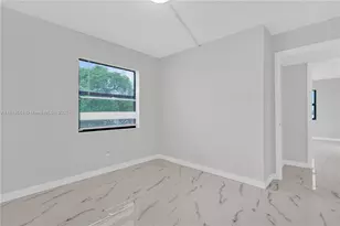 9355 SW 8th St, Boca Raton, FL 33428 - Photo 14