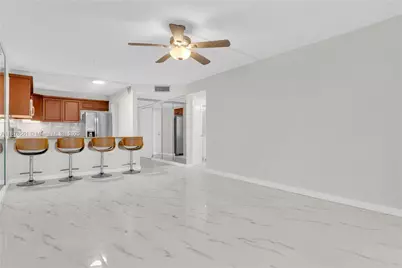 9355 SW 8th St #425, Boca Raton, FL 33428 - Photo 4