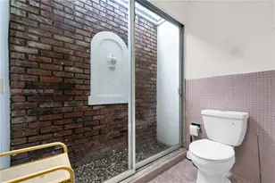 801 NW 203rd St, Miami Gardens, FL 33169 - Photo 18