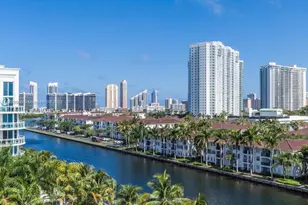 2950 NE 188th St, Aventura, FL 33180 - Photo 36