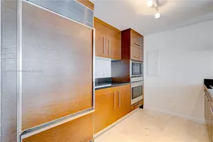 495 Brickell Ave, Miami, FL 33131 - Photo 8
