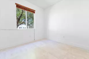 21007 NW 14th Pl, Miami Gardens, FL 33169 - Photo 18