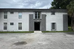 10353 N Kendall Dr, Miami, FL 33176 - Photo 2