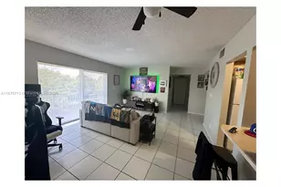 455 S Pine Island Rd, Plantation, FL 33324 - Photo 1