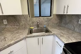 8205 SW 152nd Ave, Miami, FL 33193 - Photo 4