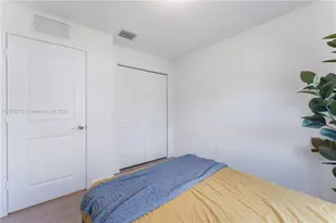 5025 SW 37th St, Pembroke Park, FL 33023 - Photo 10