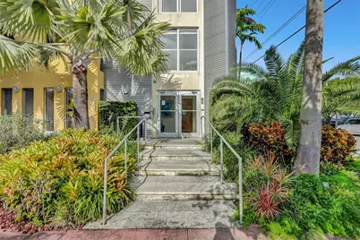 360 Collins Ave #401, Miami Beach, FL 33139 - Photo 16