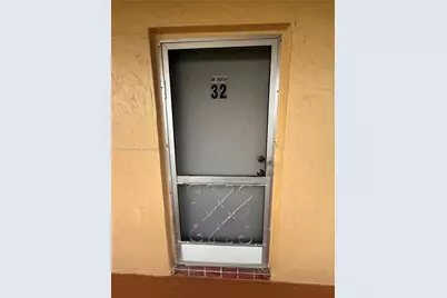 135 NE 202nd Ter #N32, Miami Gardens, FL 33179 - Photo 2