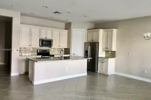 1415 SW 113th Ave, Pembroke Pines, FL 33025 - Photo 4